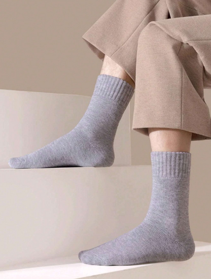 1/3/5 Pairs Men's Plush Thermal Socks, Thick & Soft For Hiking Boots In Cold Weather, Black & White Socks For Winter